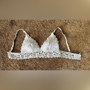 Momanda Lace Plunge Nursing Bralette